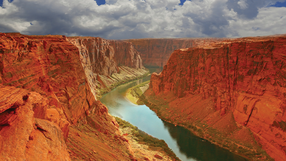 Grand Canyon Carved by Flood Runoff, Not Lake Spillover